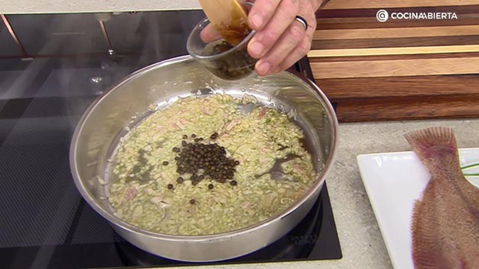 receta gallo salsa pimienta verde ka paso 3