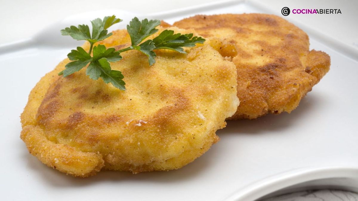 Los huevos al cielo son un plato cremoso y crujiente