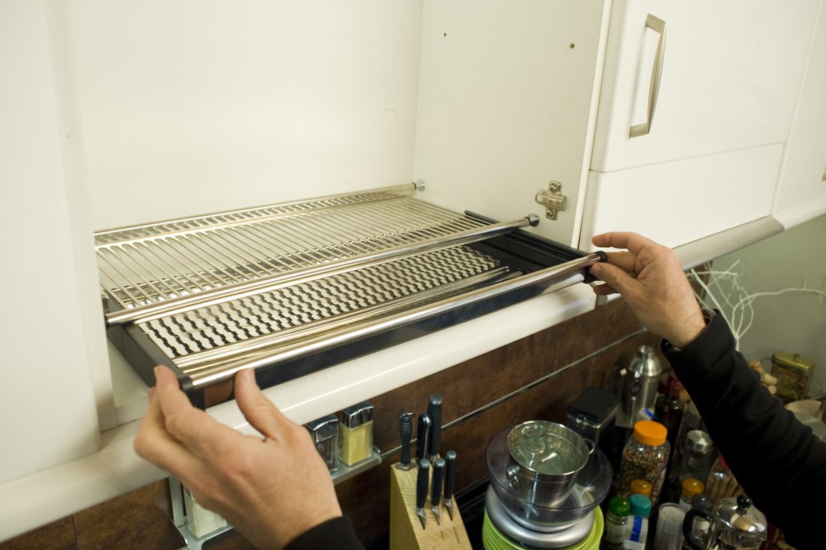 Colocar un escurreplatos paso 10