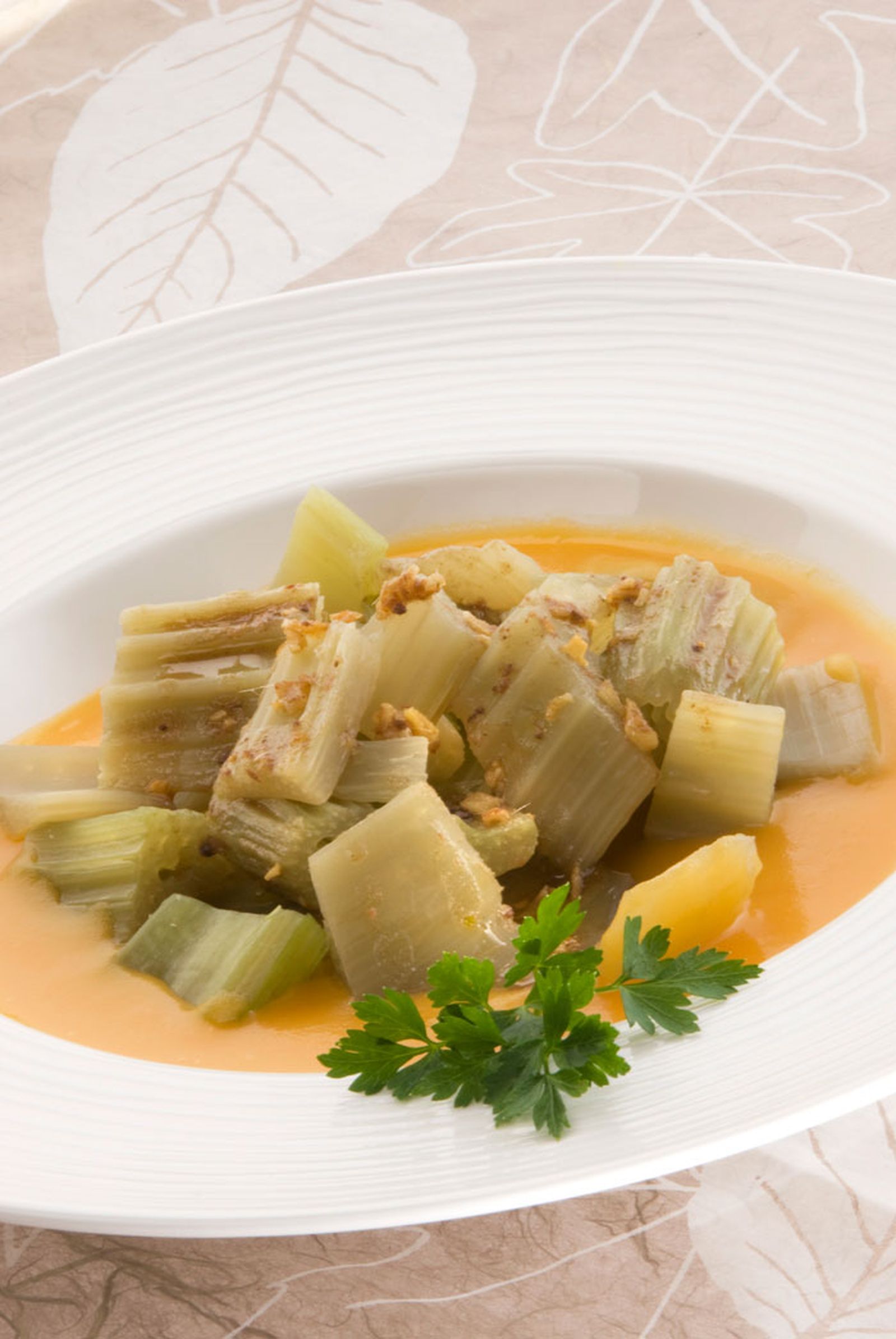 Cardo con bagna cauda