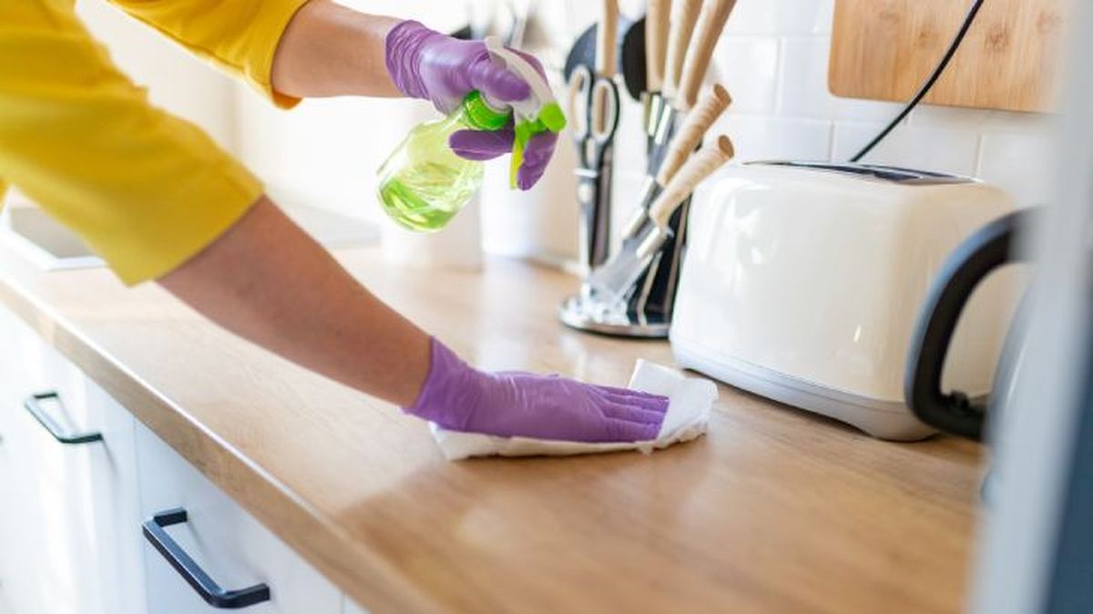 limpiar encimera cocina segun material