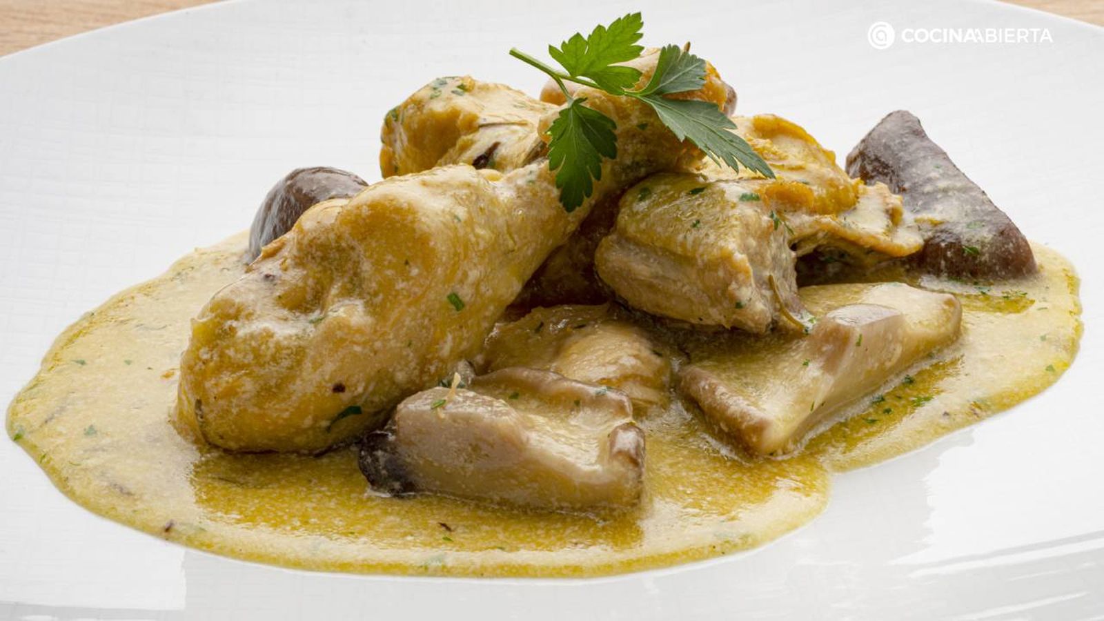 pollo con setas guiso tradicional receta
