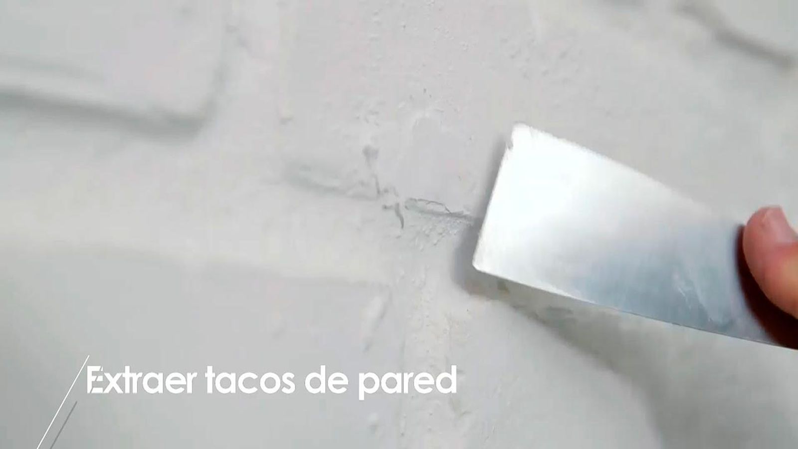 965 briconsejo2 extraer tacos pared paso 6