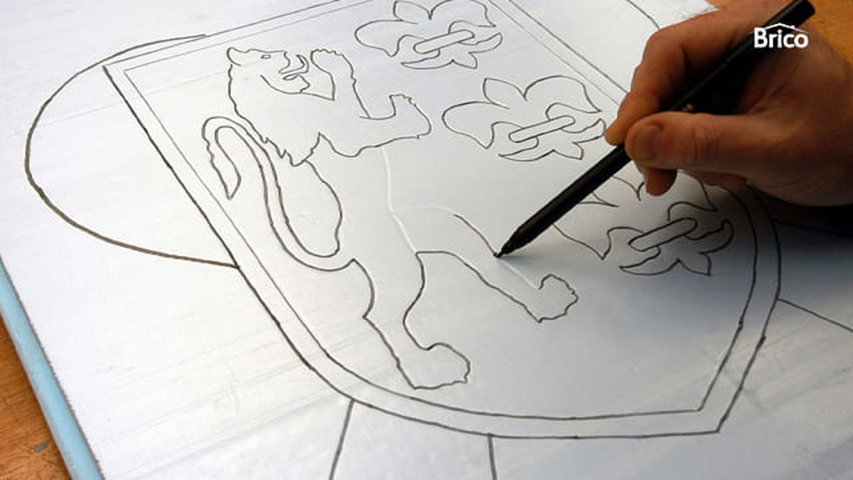 Brico 276 Escudo heraldico paso2