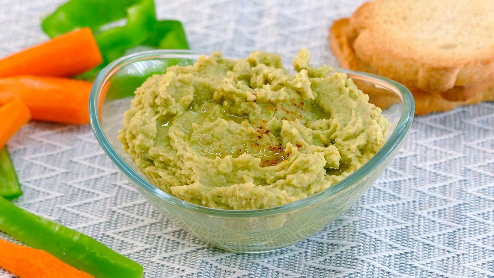 Cómo hacer hummus de aguacate