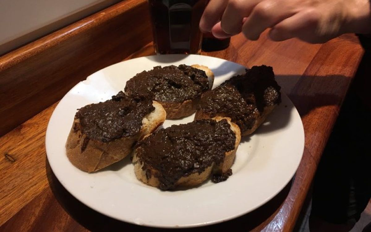 La Bicha es uno de los bares más famosos del Barrio Húmedo