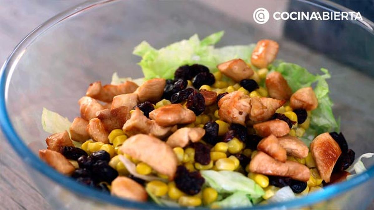 CTIS0877 receta ensalada de pollo con salsa de mayonesa de aguacate paso 4 ca