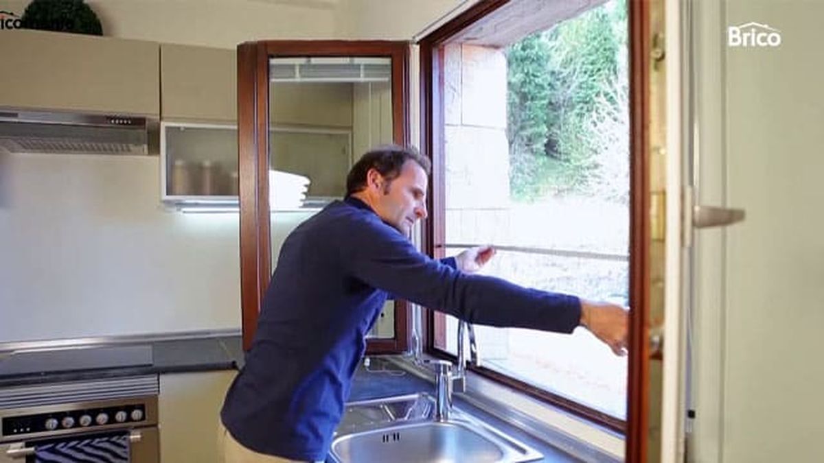 BRIC0951NV18 mosquitera ventana paso1