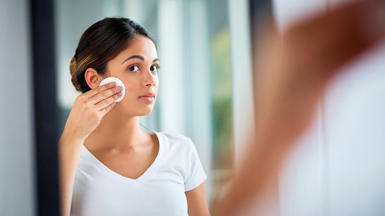 como quitar el maquillaje waterproof