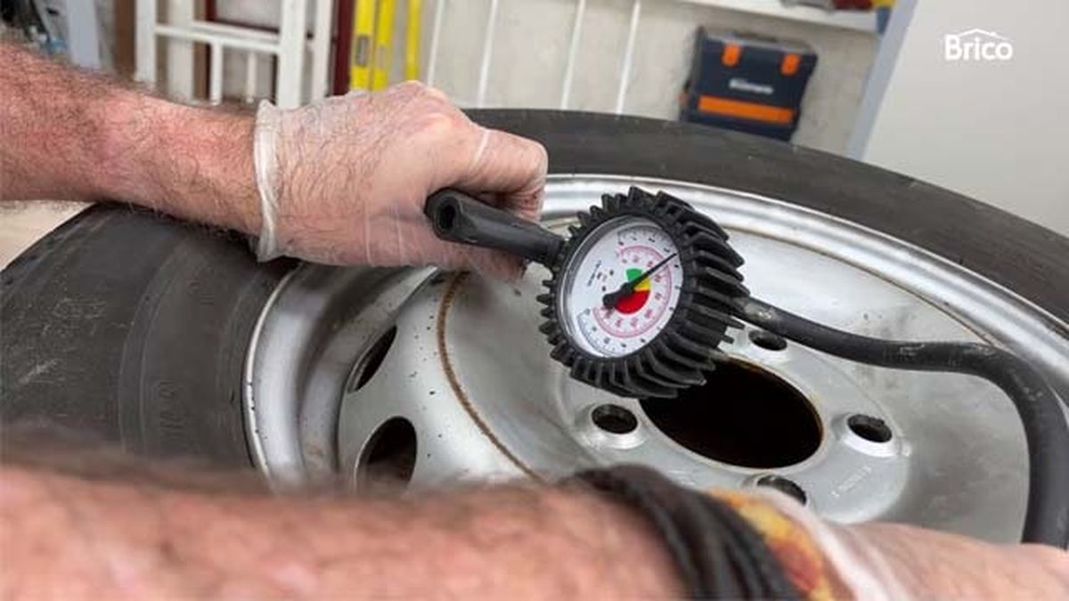 como arreglar pinchazo rueda coche p9