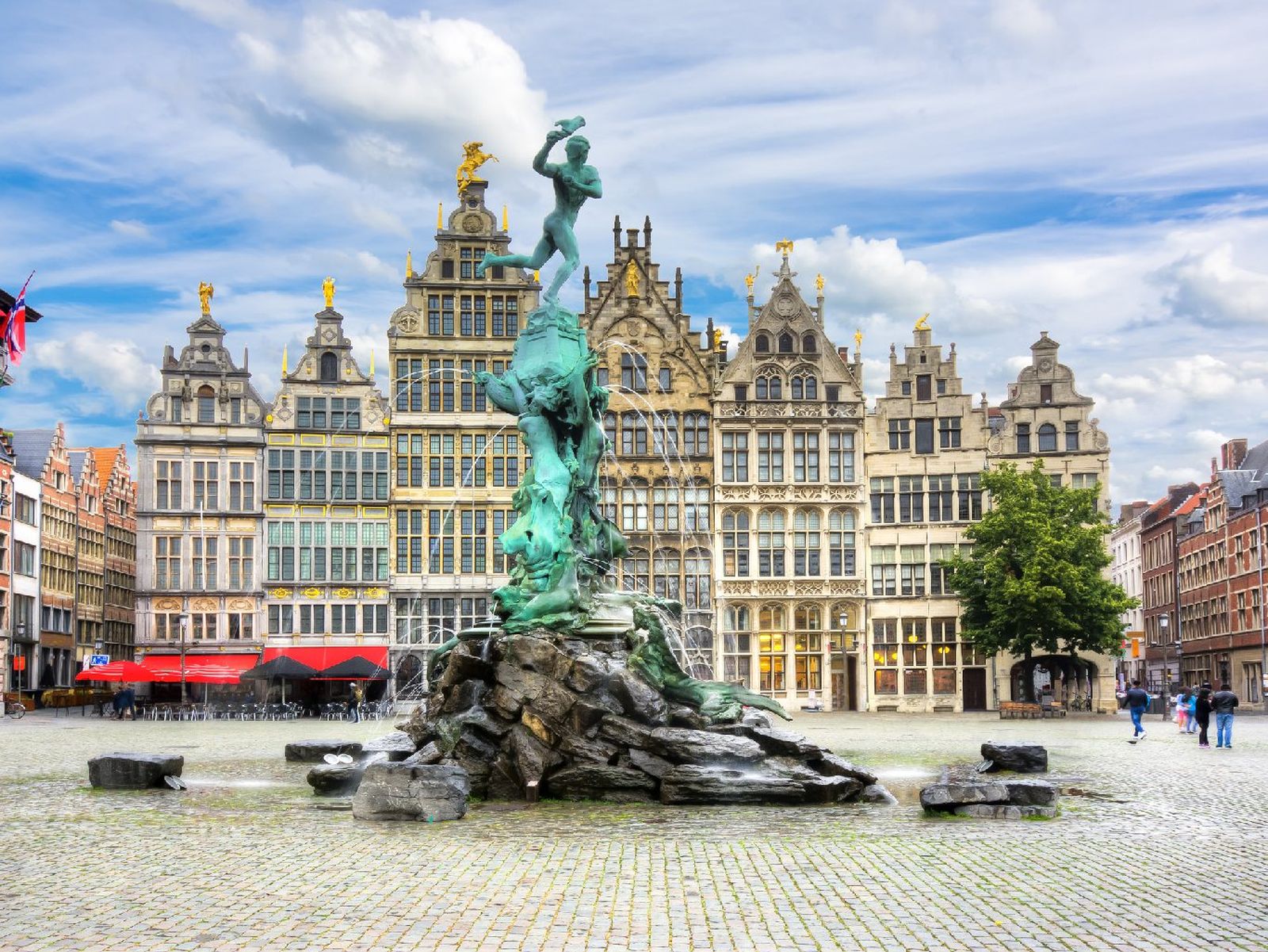 Plaza del mercado de Amberes en Bélgica
