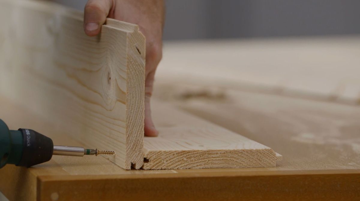 Cómo hacer un árbol esquinero de Navidad paso 6