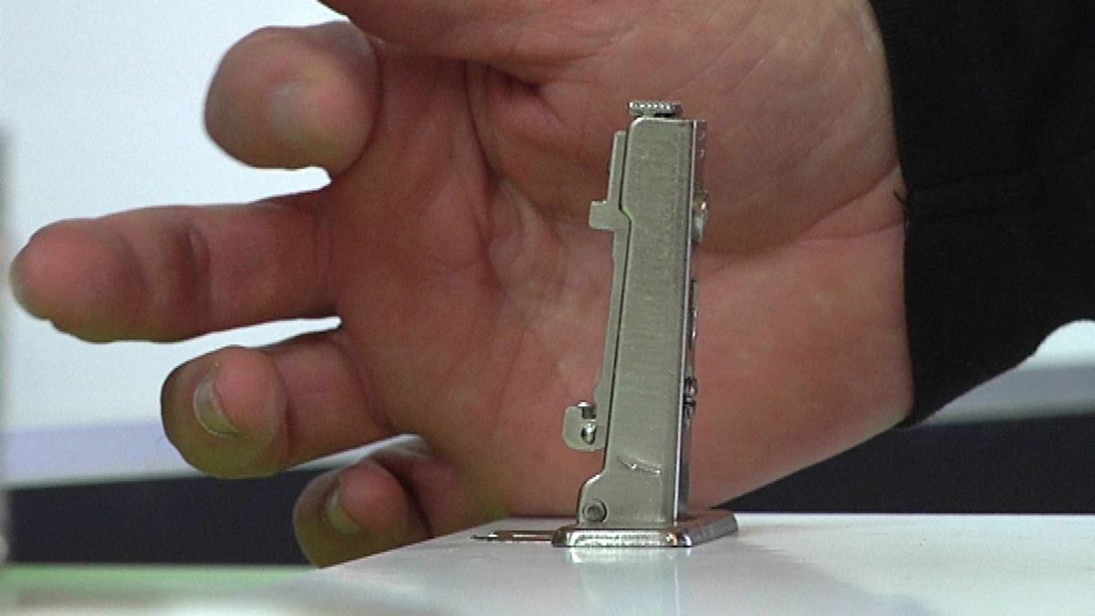 Retenedores para bisagras paso 5