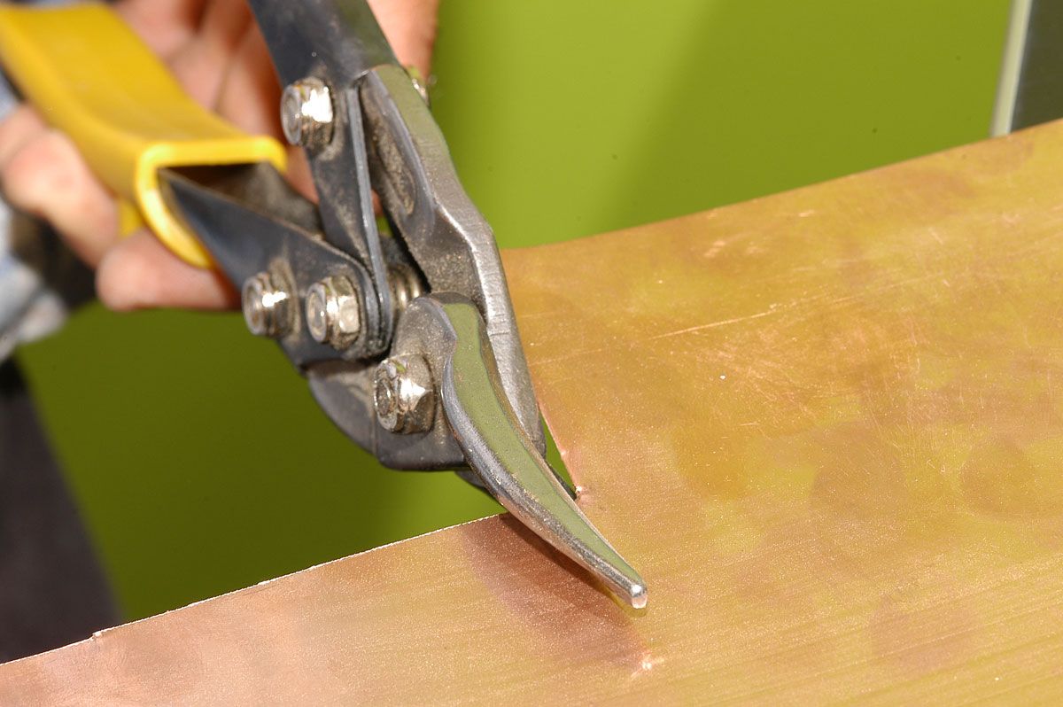 Diferentes herramientas para cortar metal paso 7