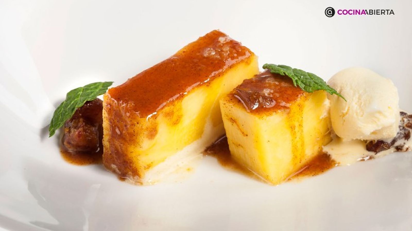 Piña asada a la miel, receta de Bruno Oteiza