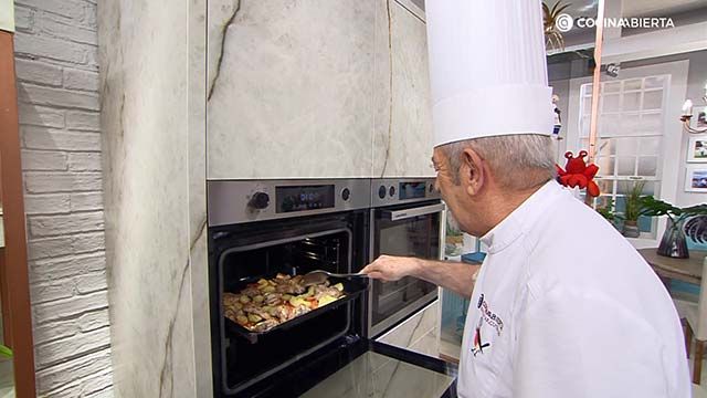 asado de carne de conejo con patatas por karlos arguinano paso6