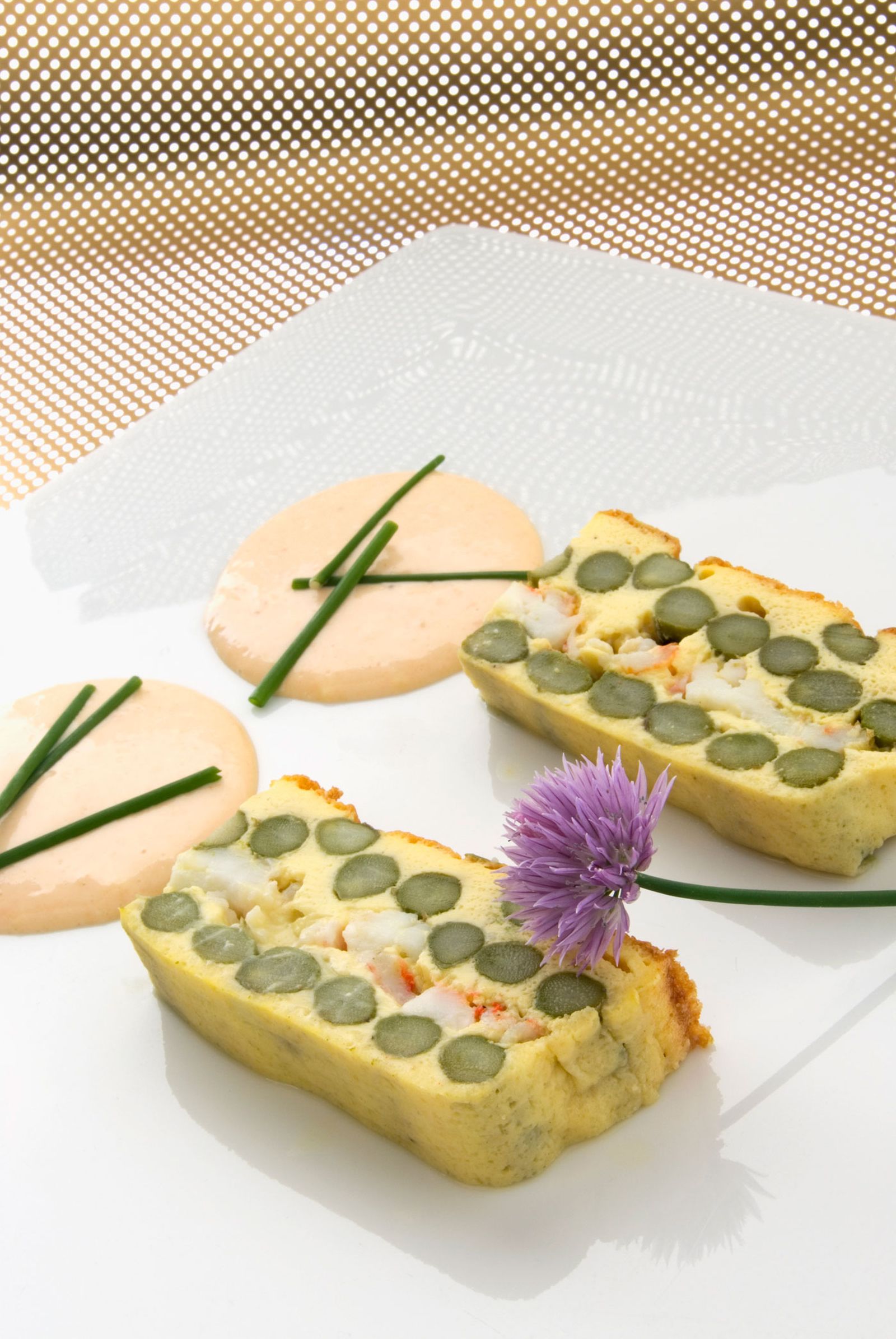 Pudín de espárragos y langostinos