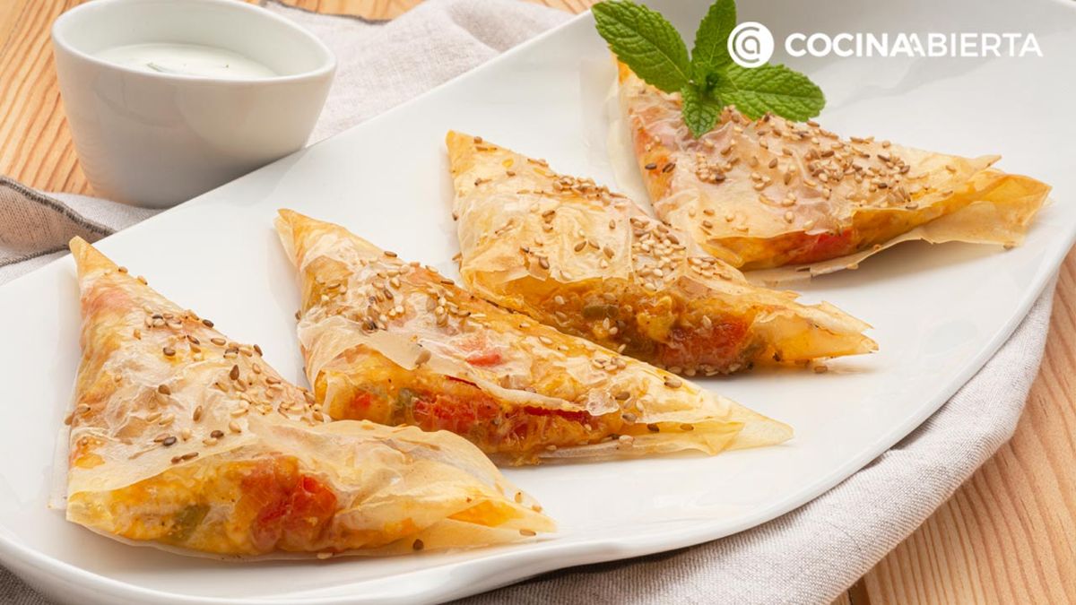 samosas de pollo con salsa yogur empanadillas India receta karlos arguinano karl67800321