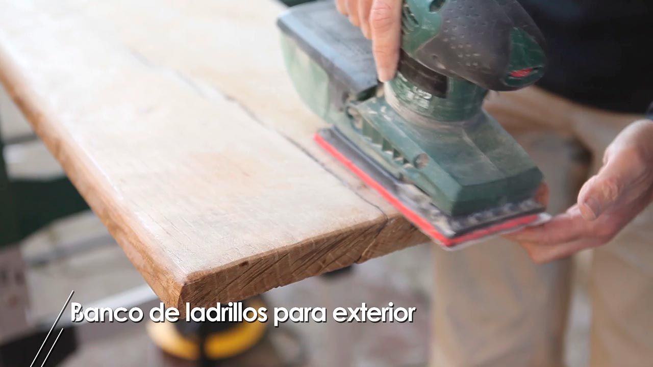 Como hacer un banco con ladrillos para el exterior paso 3