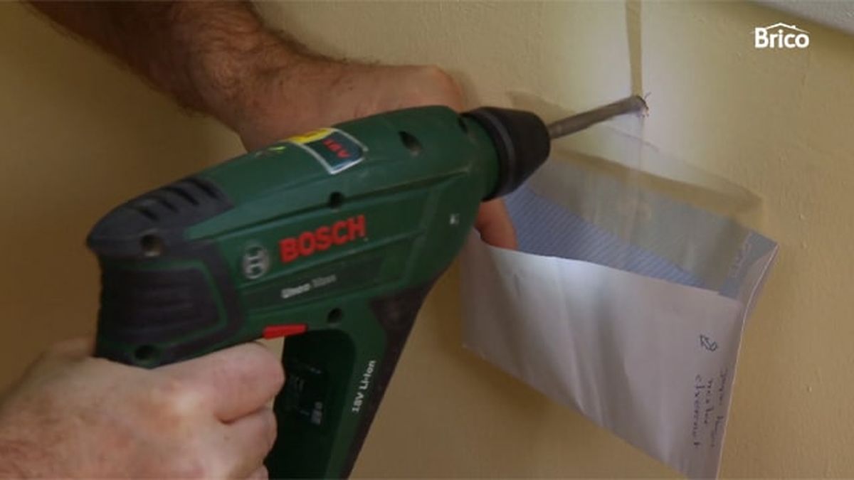 Cómo hacer un escritorio abatible paso 10