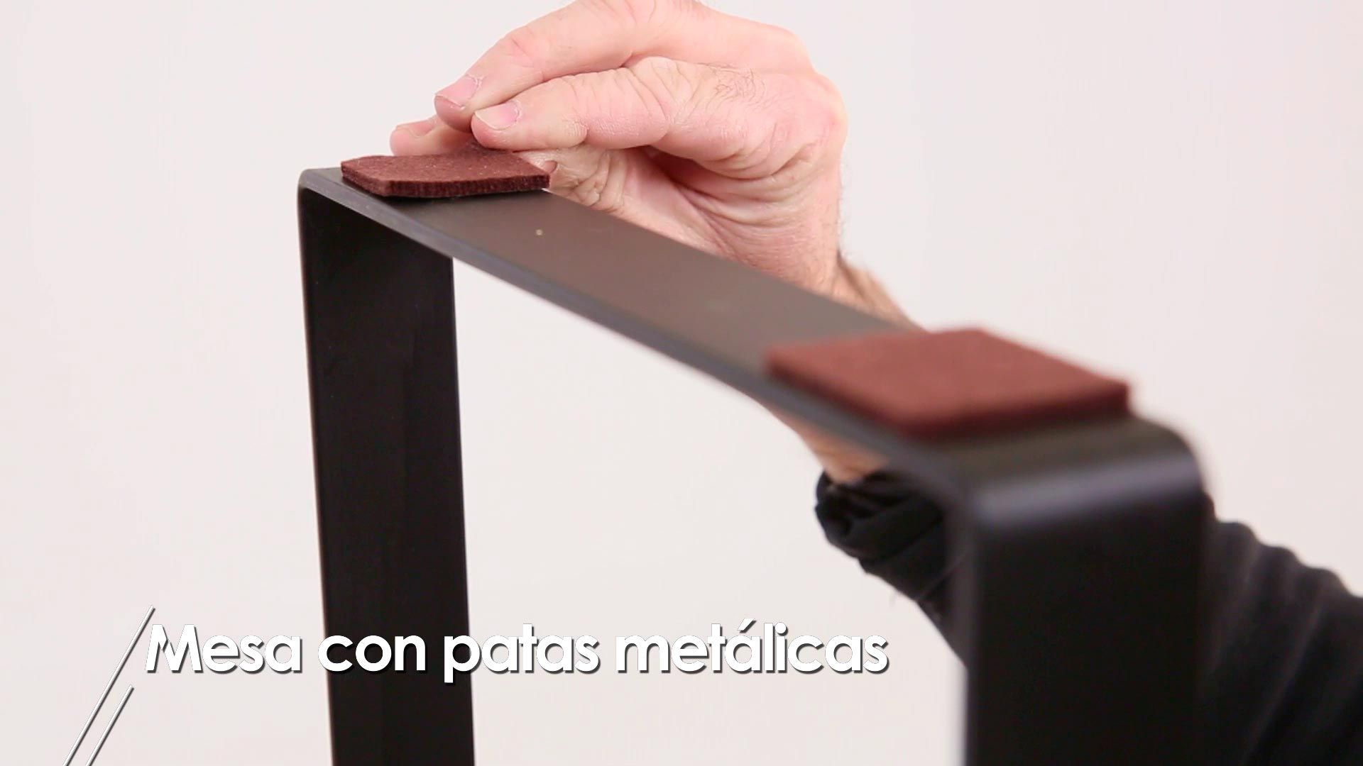 Hacer una mesa con patas metálicas paso 6