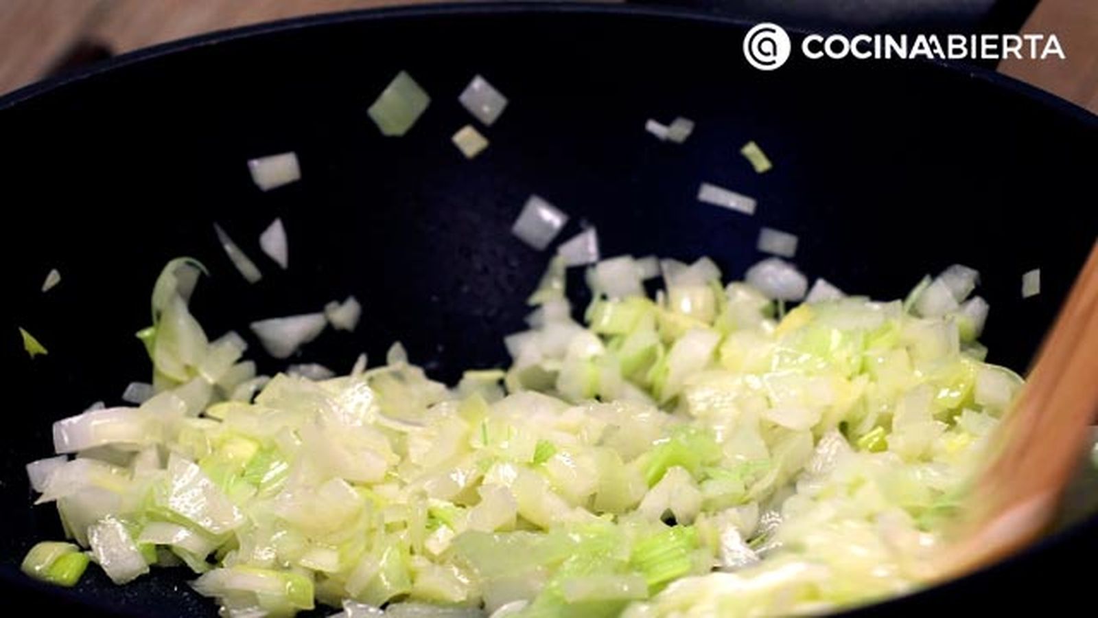 CTIS0896 receta risotto rojo de remolacha paso 2 ca