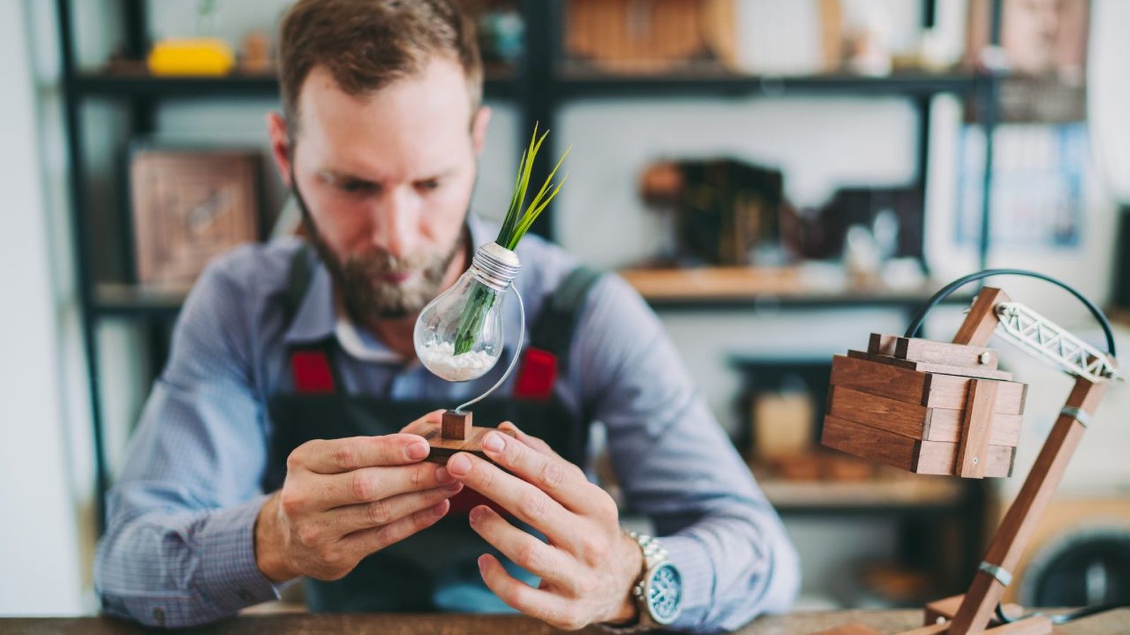 como reciclar bombillas viejas