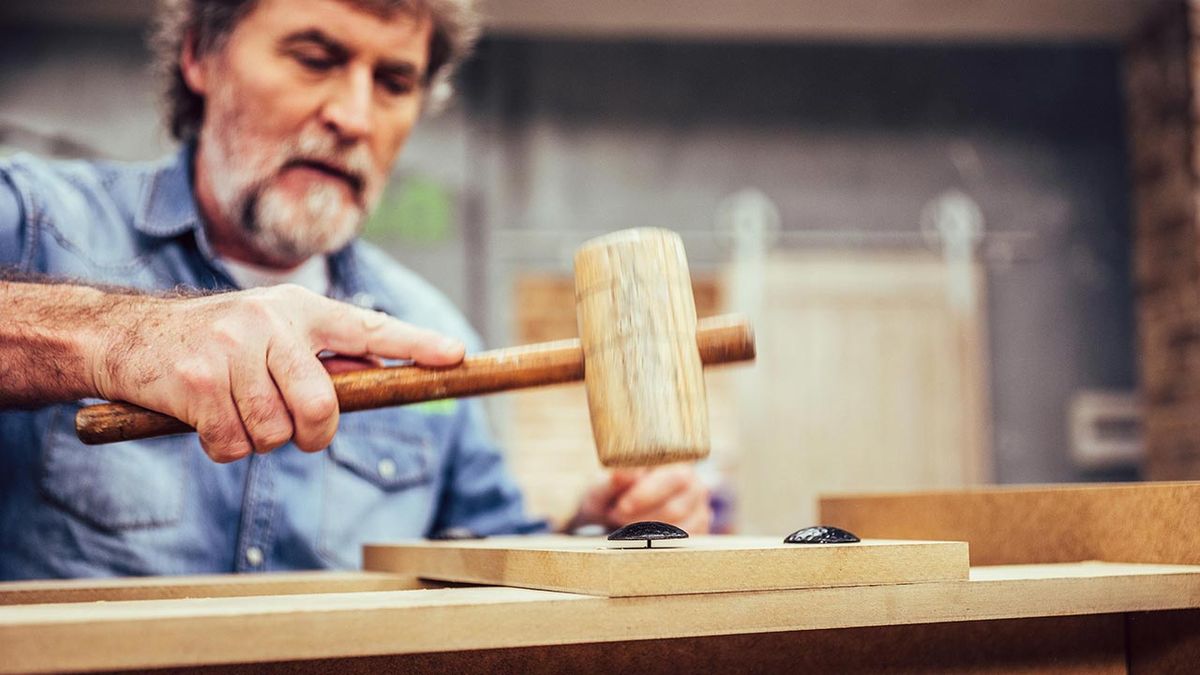 brico 1015 columna industrial luminosa paso 6