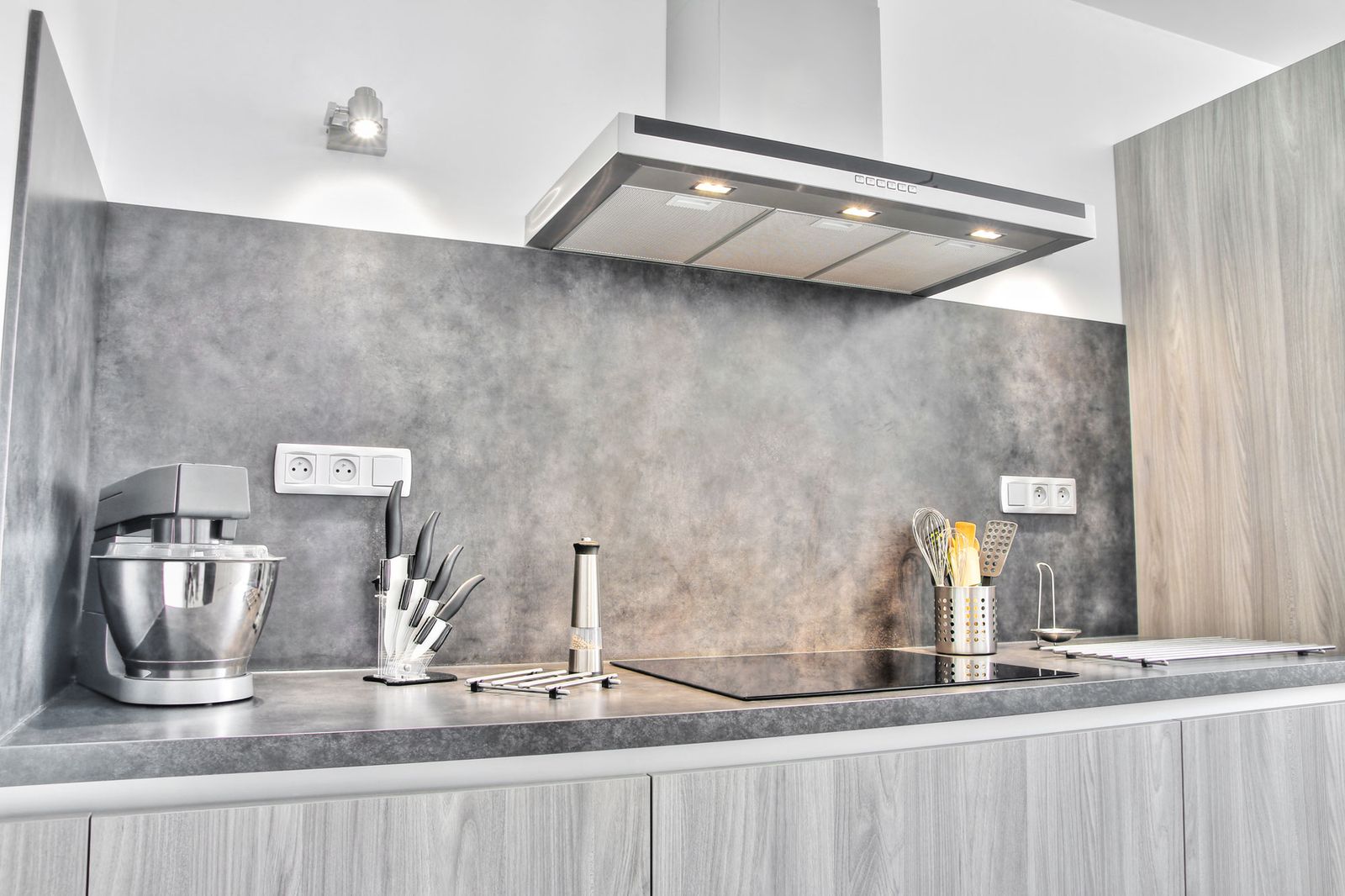 Iluminación en la cocina extractor