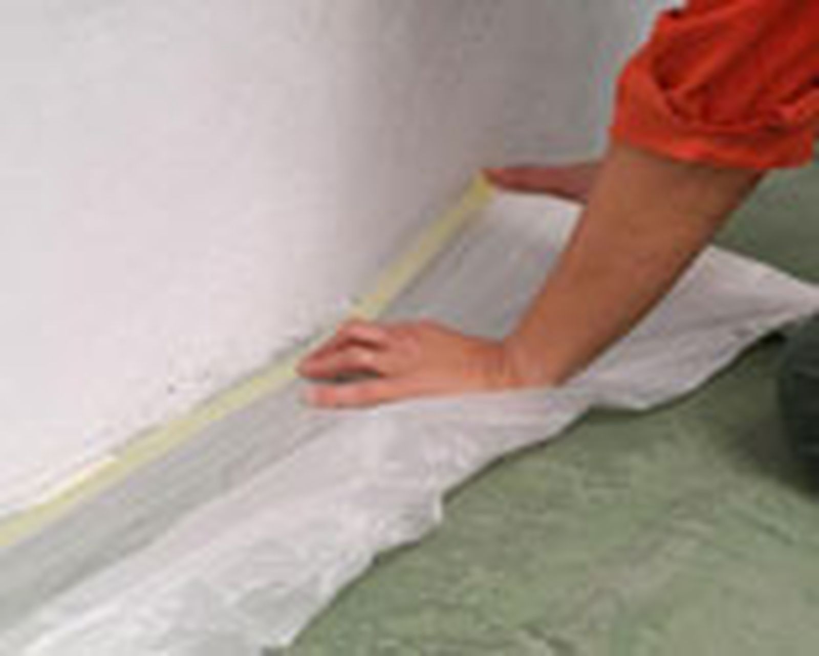 brico 0461 2 pintar friso sotano paso 2