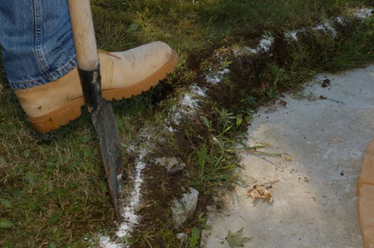 Enlosado decorativo para jardín paso 2