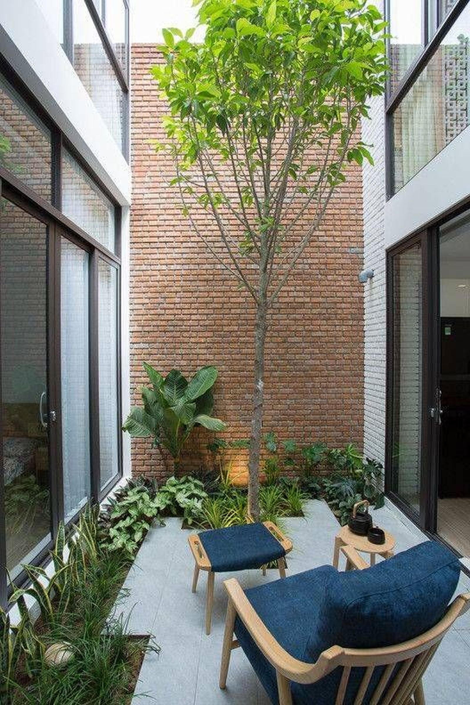patio interior estilo minimalista 3