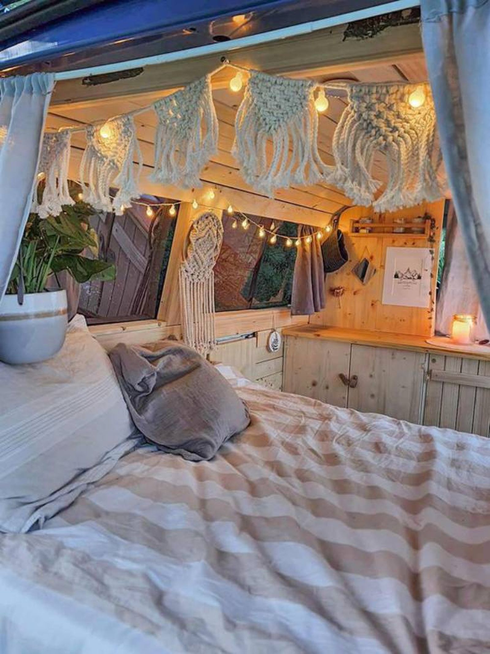 decorar interior furgoneta iluminacion acogedora pinterest
