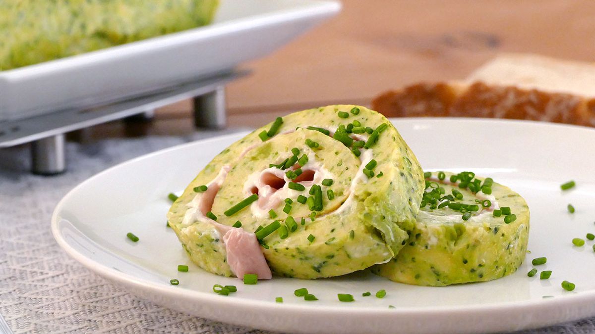 Receta de rollo de tortilla francesa con jamón, queso y brócoli