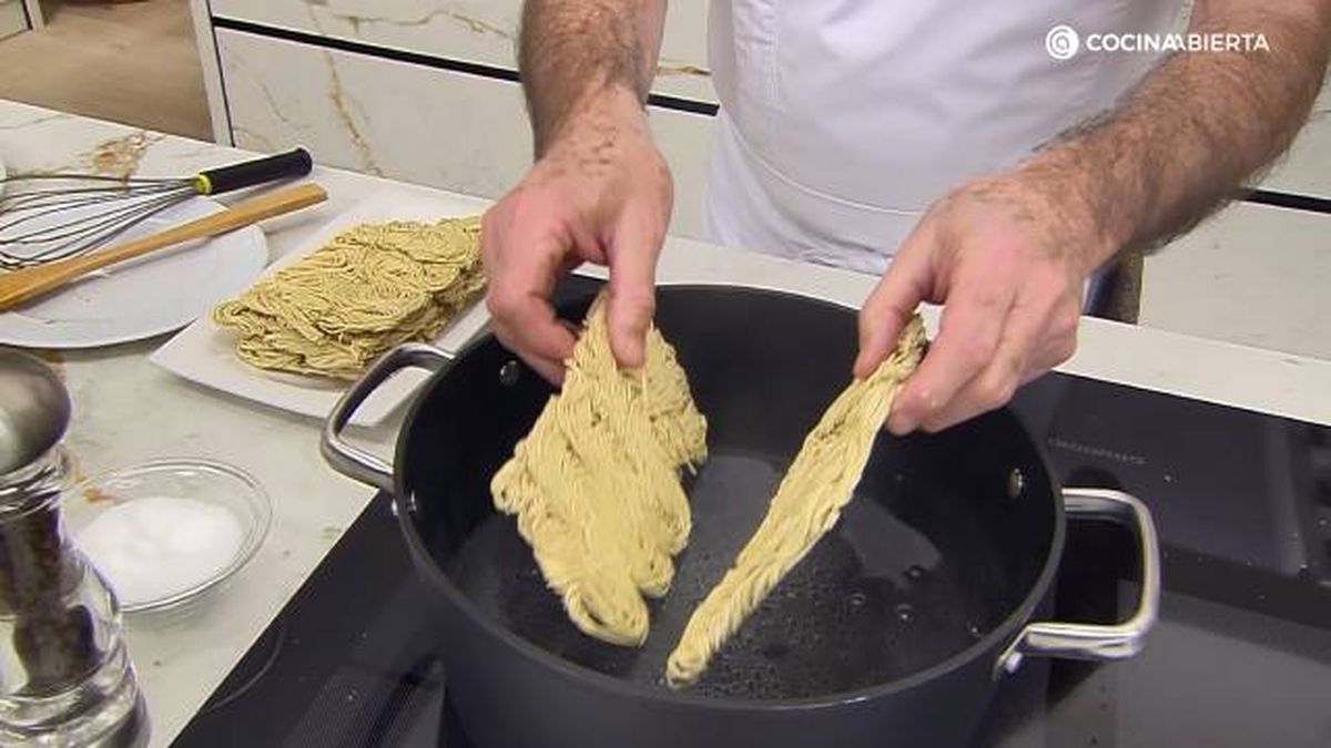 KARL7101 Fideos Yakisoba paso 3