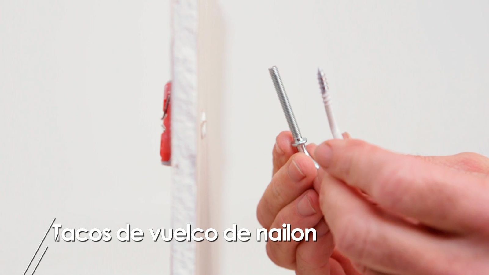 Cómo usar tacos de vuelco de nylon paso 5