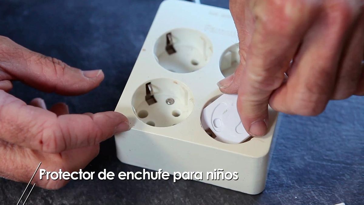 Protector de enchufes para niños paso 7
