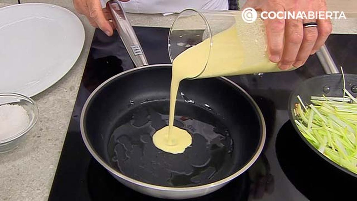 receta crepes pavo puerro queso karlos arguinano paso 4