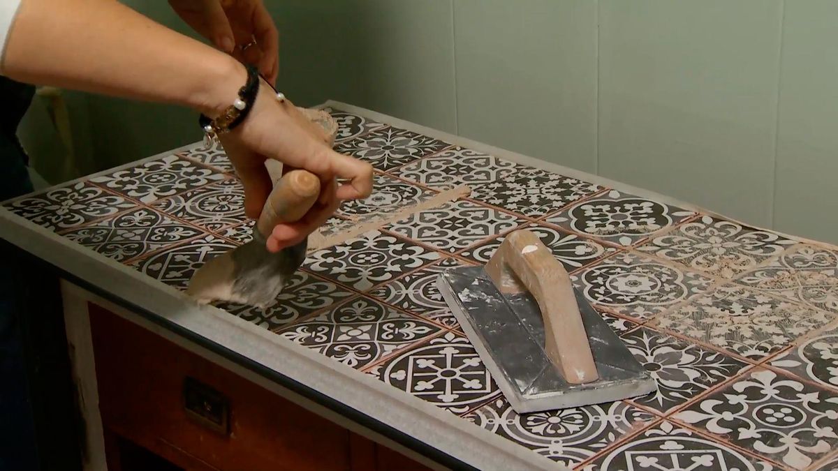 DEKO639 renovar mueble bano encimera baldosas paso7