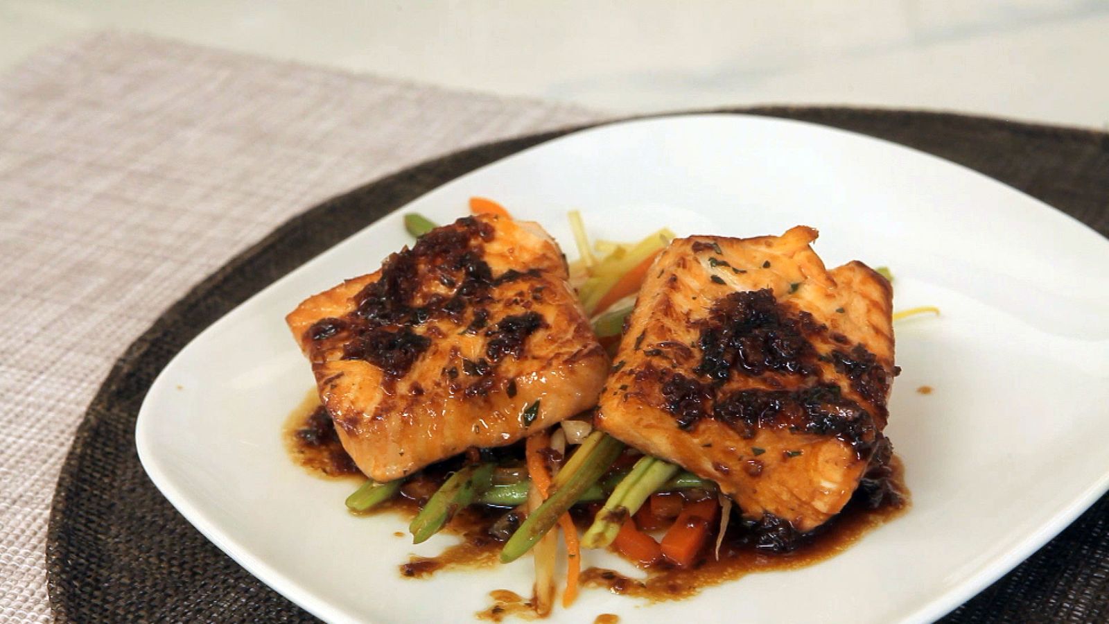 018 salmon marinado salsa teriyaki kikkoman xl