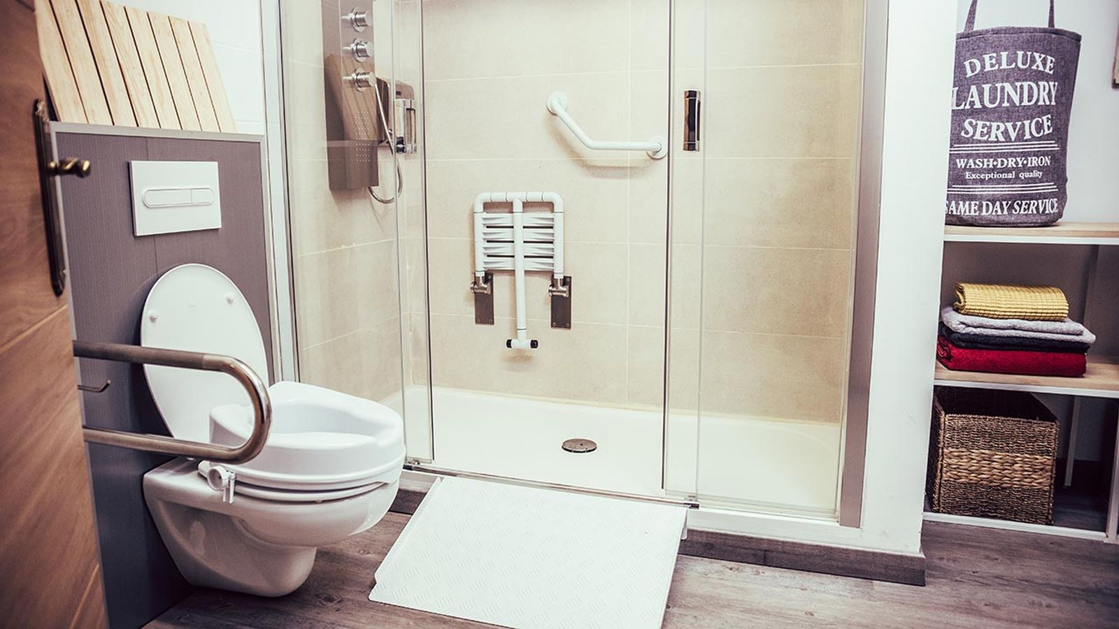 Como colocar accesorios de seguridad en el bano paso 14