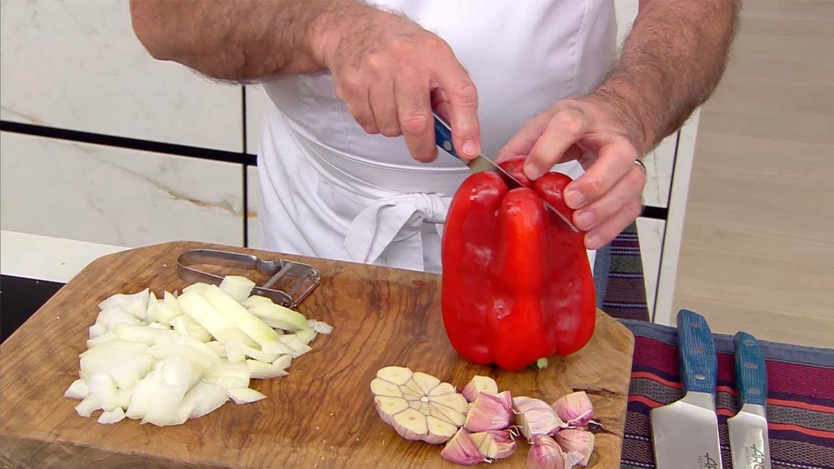 KARL66200320 receta andrajos con conejo paso1