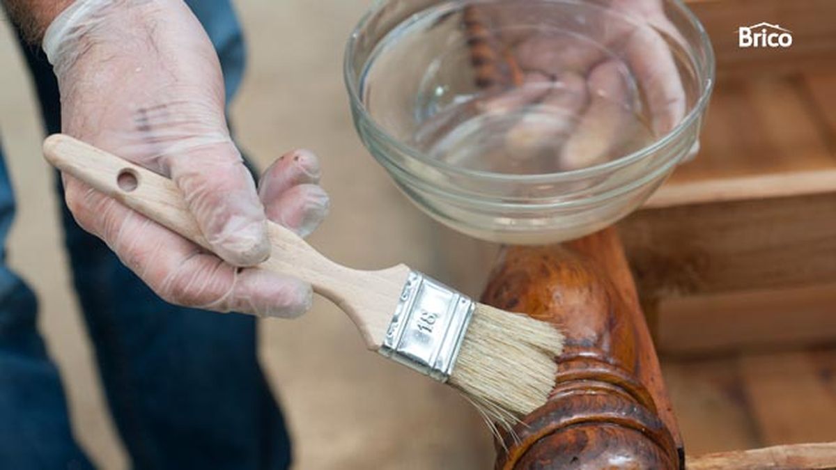 Bricomania 705 Restaurar mueble p5