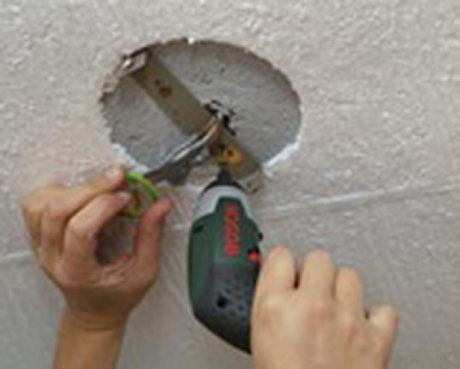 brico 0511 colocar plafon techo bano paso 7