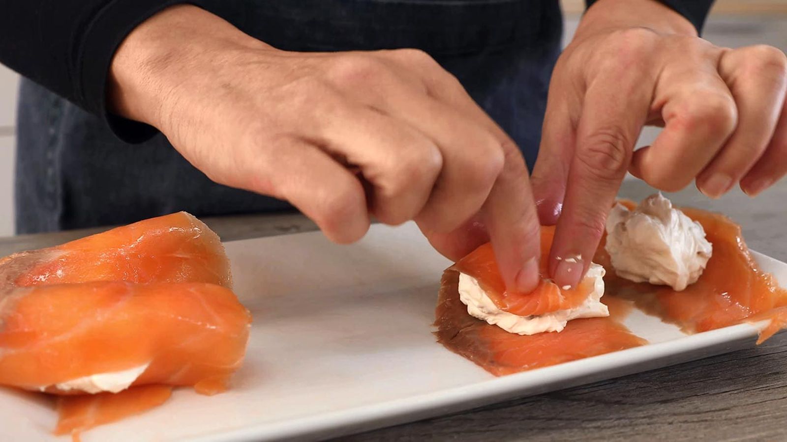 receta de canapes de salmon ahumado paso 2