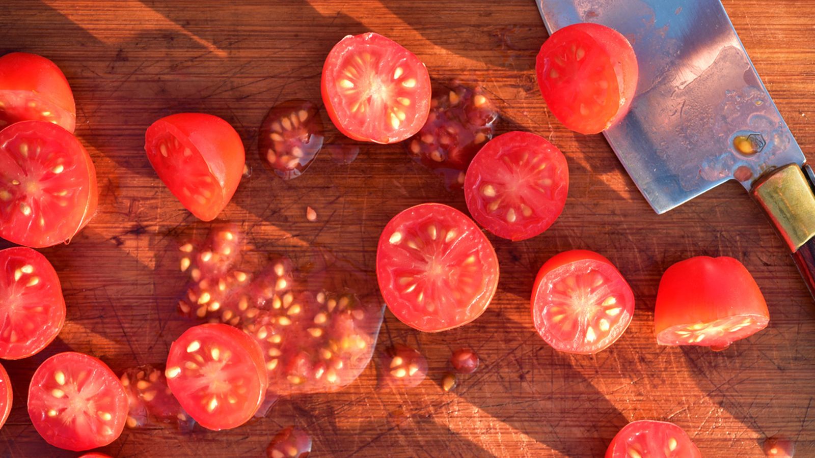 sacar semillas del tomate