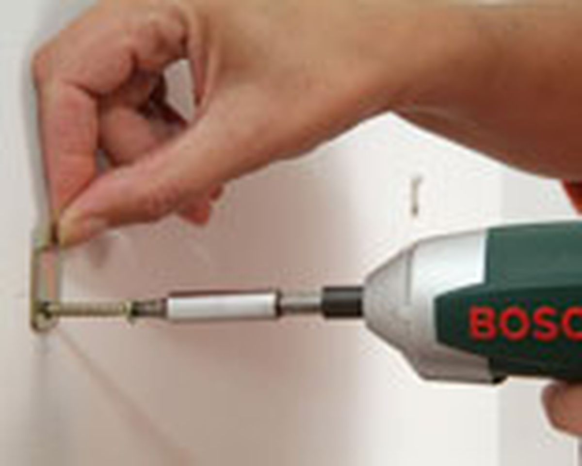 Brico 0466 1 Instalacion estante cuadros paso 5