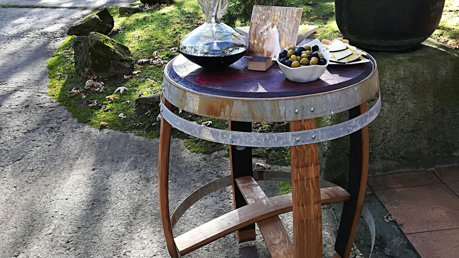 Cómo hacer una mesa con una barrica