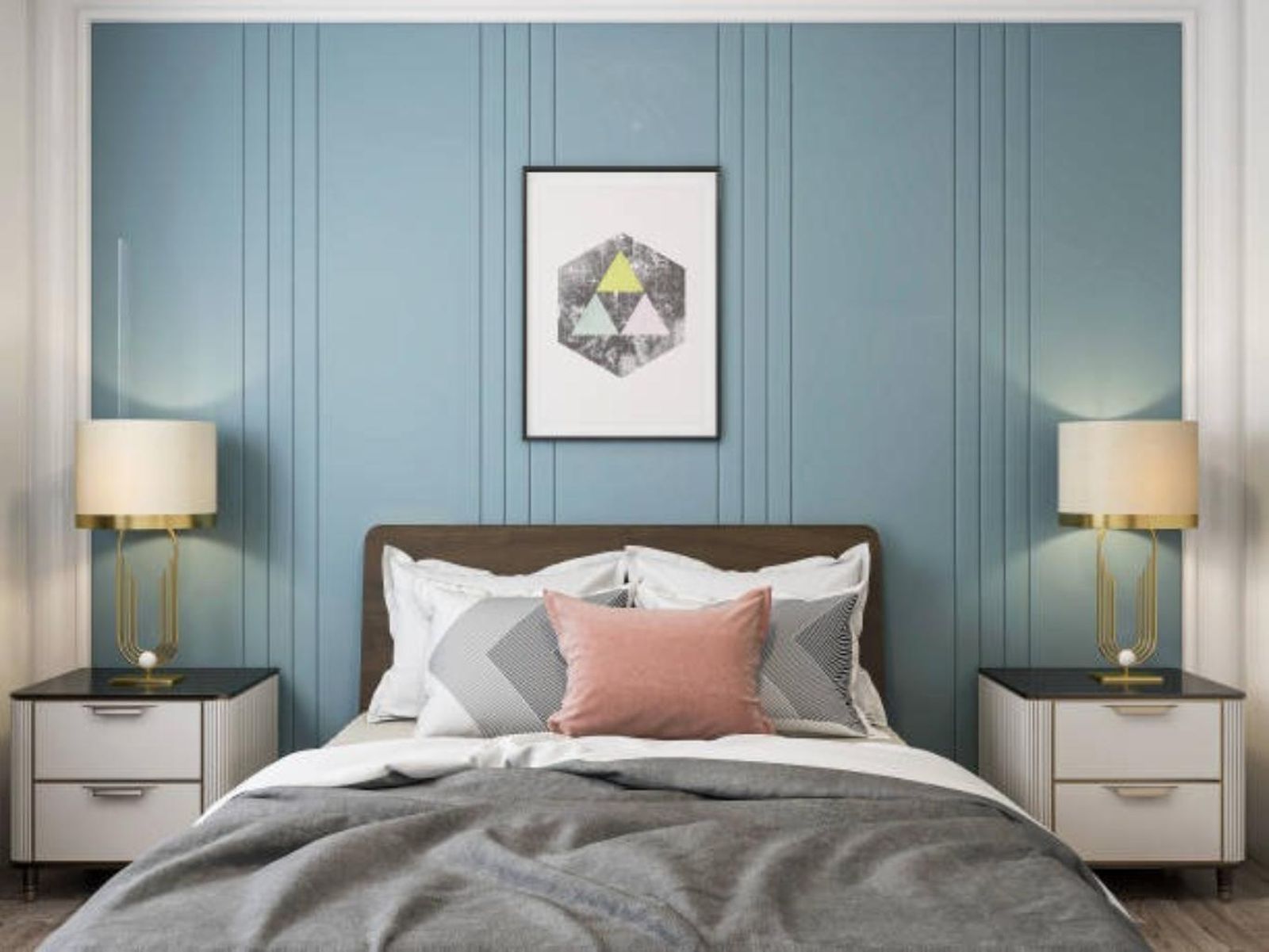 Dormitorio acogedor con decoración en tonos fríos.