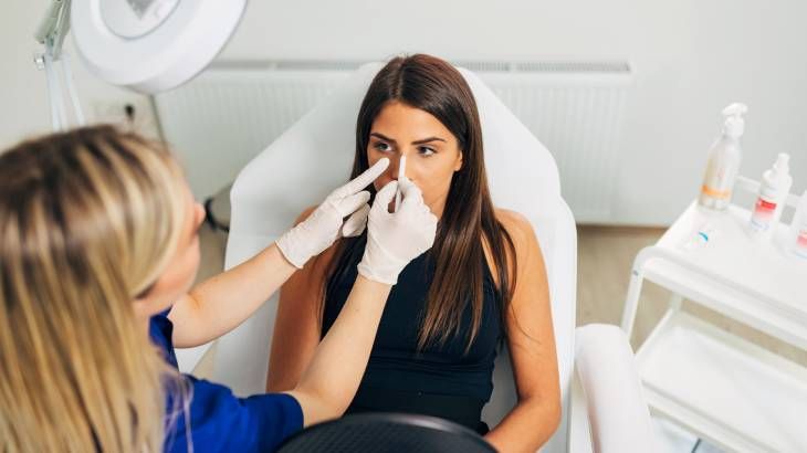 cuanto cuesta una rinoplastia cirugia